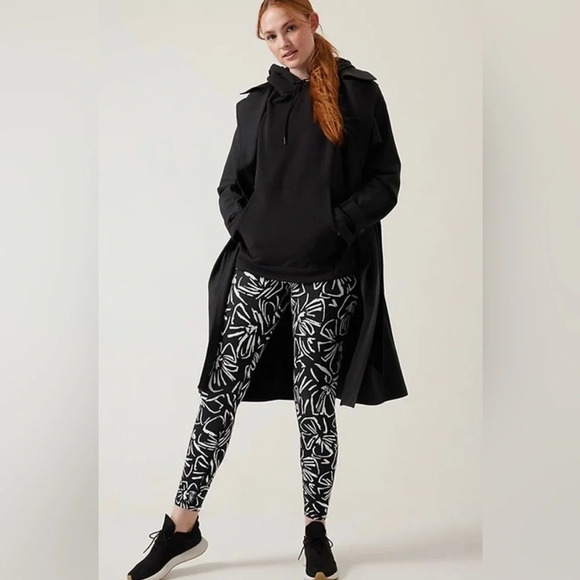 Athleta Elation Textured 7/8 Tight Legging Size Large UPF 50+ Protection Pull On - Picture 2 of 6